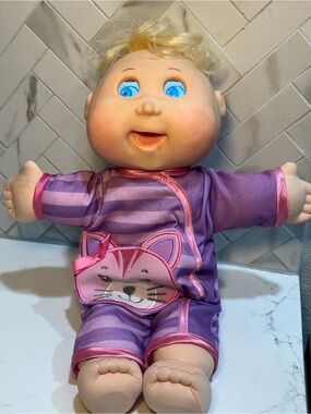 Cabbage Patch Kid "Baby So Real" 2016 Doll -Talks Blonde Hair Blue Eyed Girl